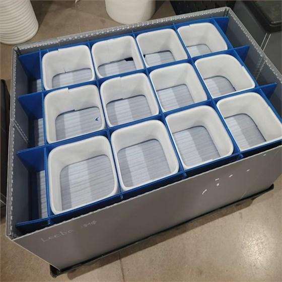 圍板箱內置保溫棉