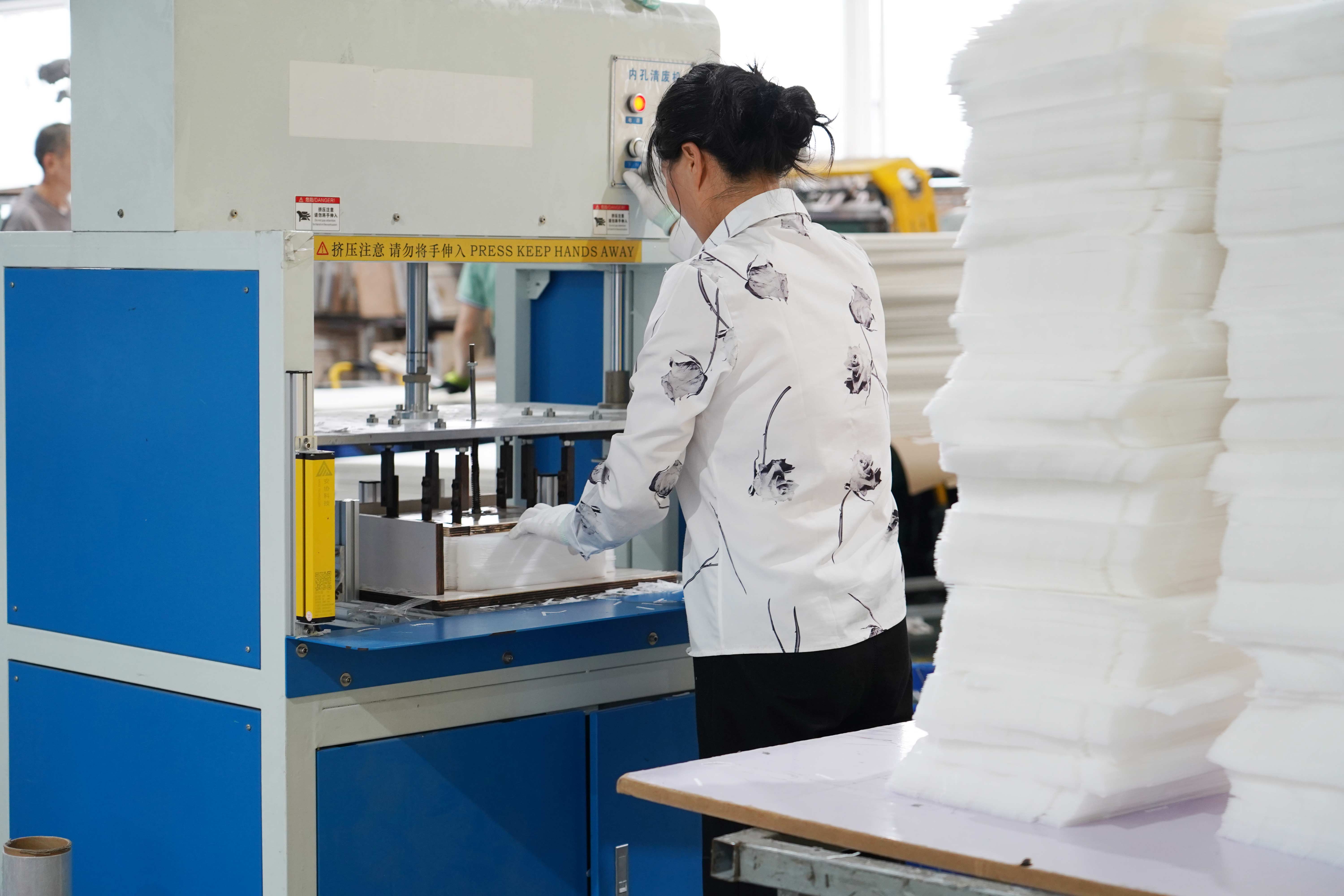 光伏板打孔機(jī)