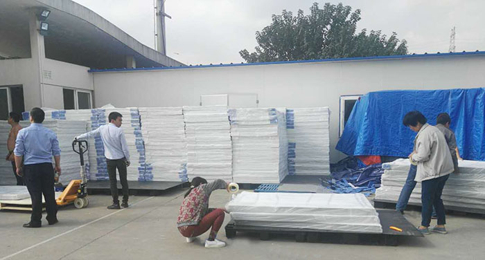 外貿中空板出貨3 外貿中空板出貨3