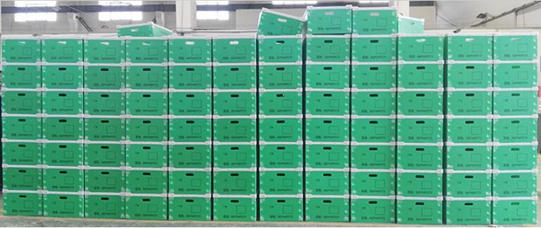 綠色中空板周轉(zhuǎn)箱